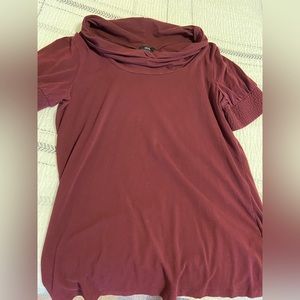 Loose turtle neck shirt